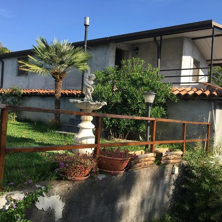 Villa 13 Via Pavone à Zafferana Etnea Extérieur photo