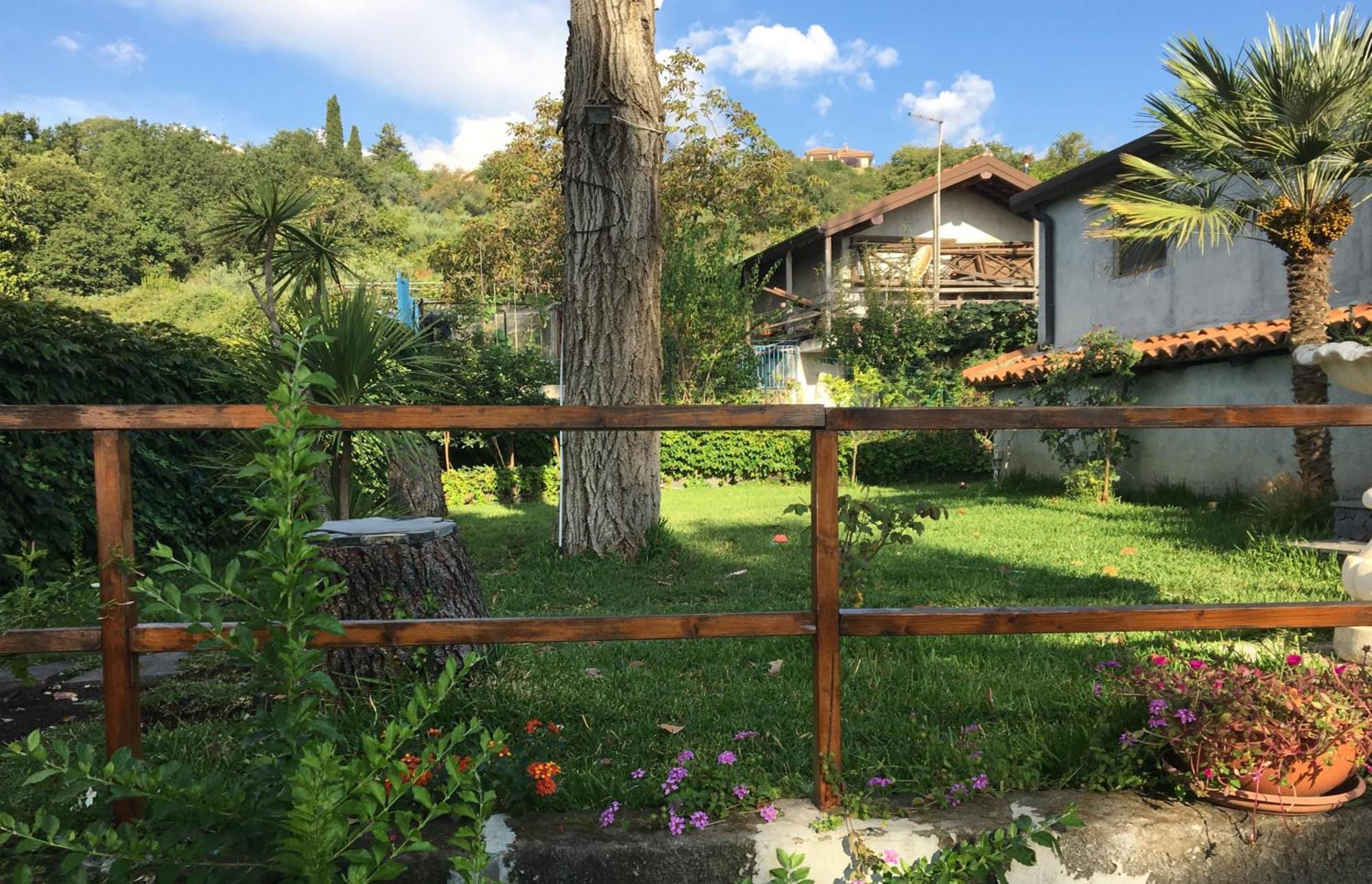 Villa 13 Via Pavone à Zafferana Etnea Extérieur photo